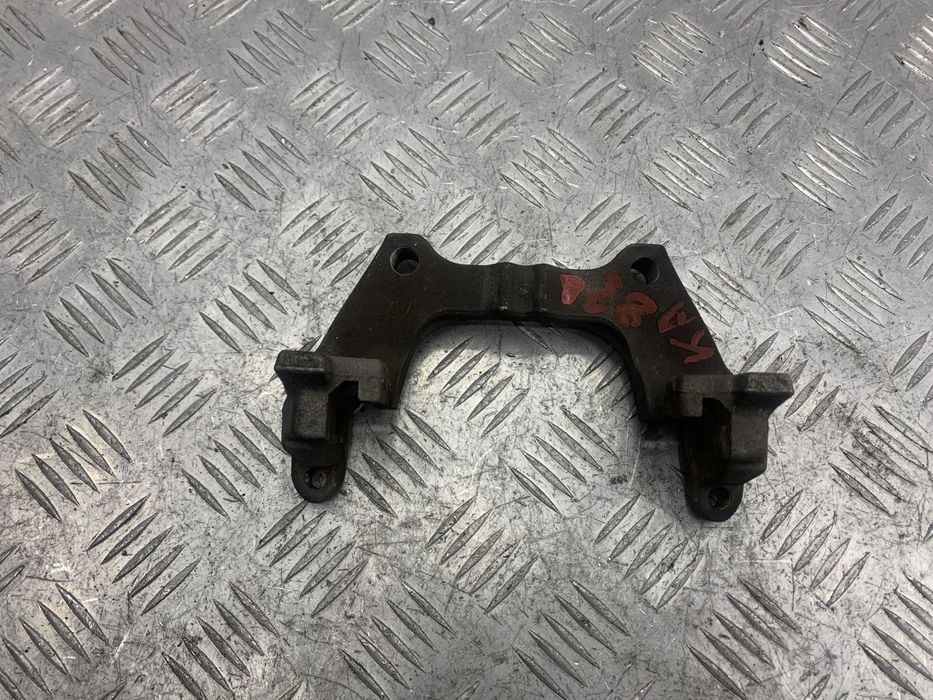 Скоба заднего суппорта 8V0615425 для Audi A3 8V 2012-2020