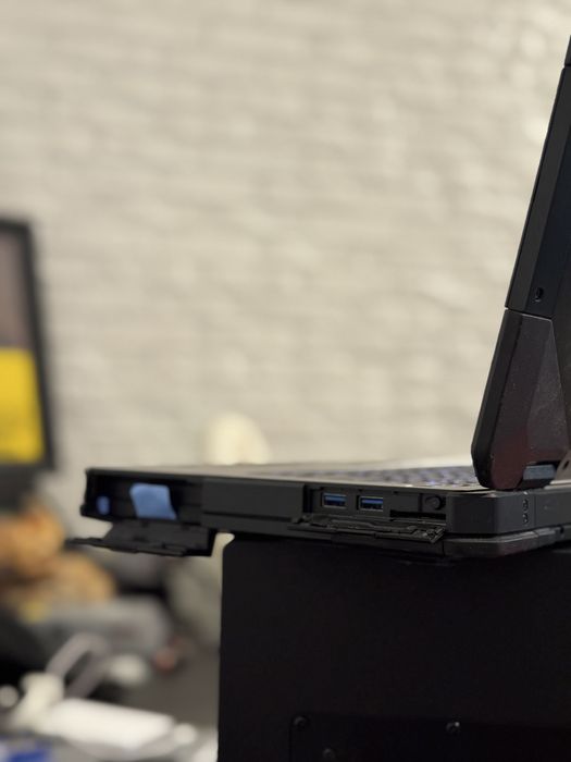 Dell Latitude 5414 - dotyk, pancerny, nowa bateria, 24 GB RAM