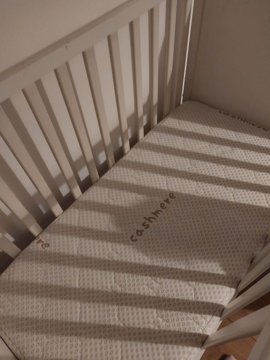Łóżeczko ikea białe sundvik materac cashmere