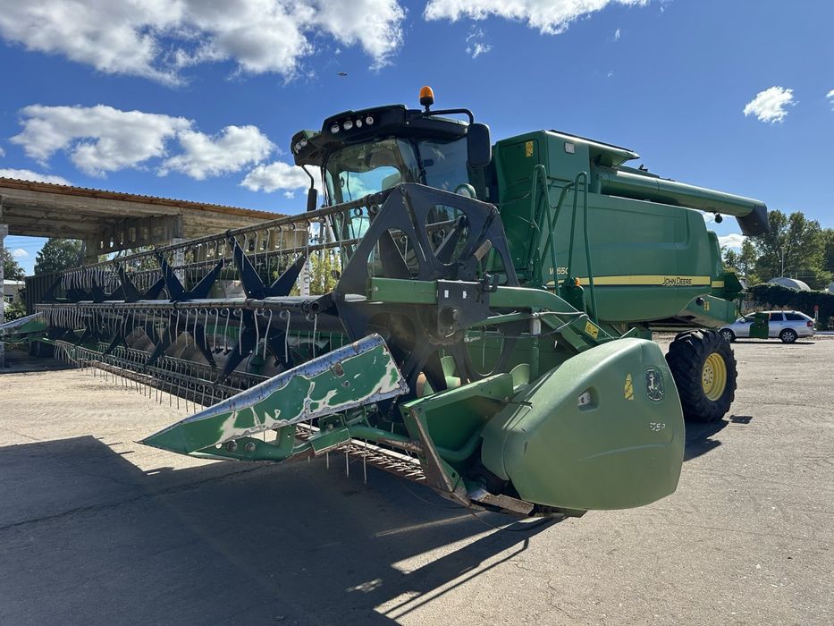 Комбайн John Deere W650