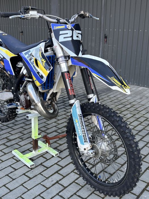 Witam mam na sprzedaż husqvarne tc 125 w bardzo dobrym stanie