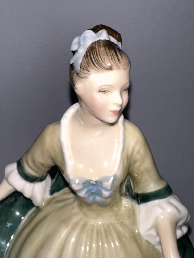 Royal Doulton figurka z porcelany