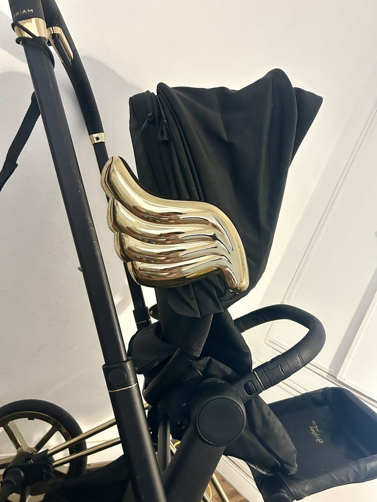 Carrinho de bebe - CYBEX - Jeremy Scott - Edição especial
