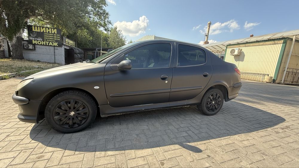 Peugeot 206 2007 год
