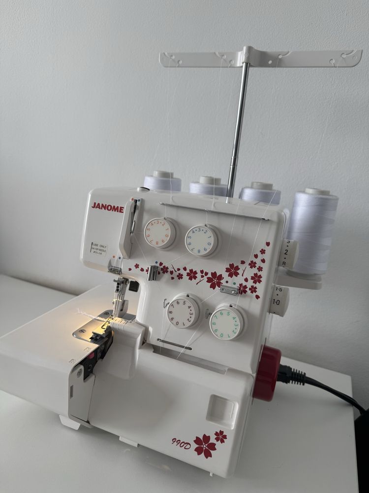 Owerlok Janome 990D 4-nitkowy z mereżką