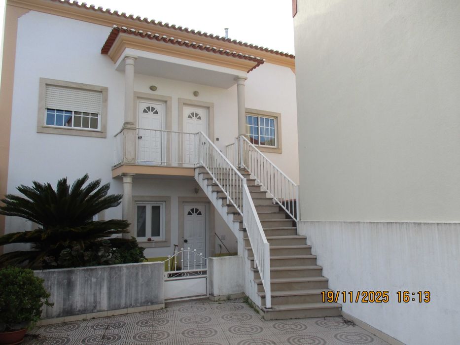 Duplex mobilado e equipado