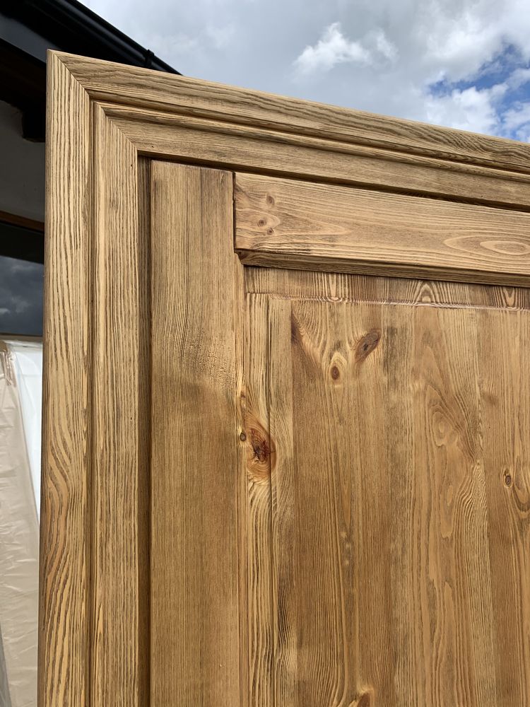 Drzwi wewnętrzne lite drewniane szczotkowane postarzane olejowane