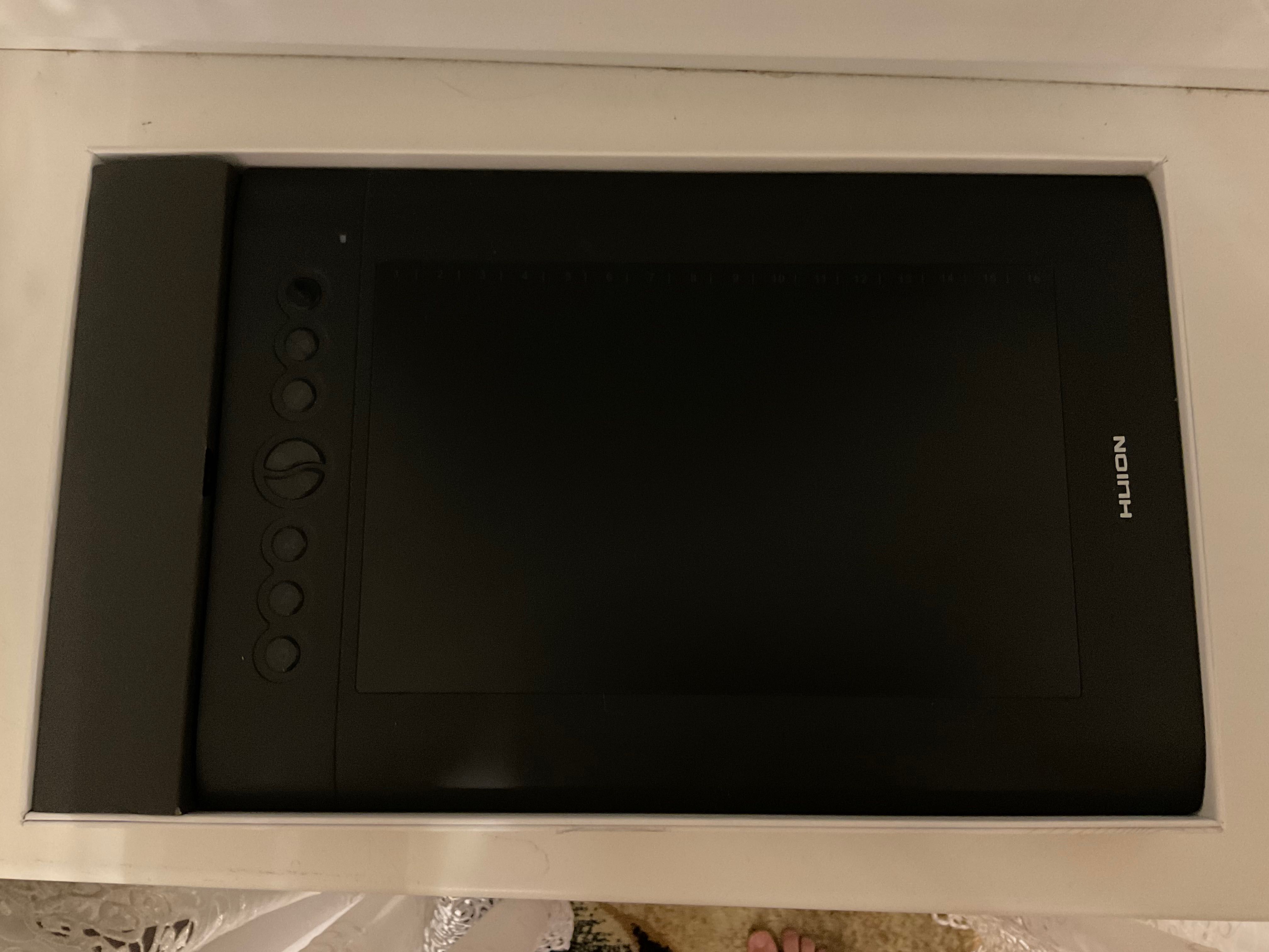 Графічний планшет Huion H610PRO V2