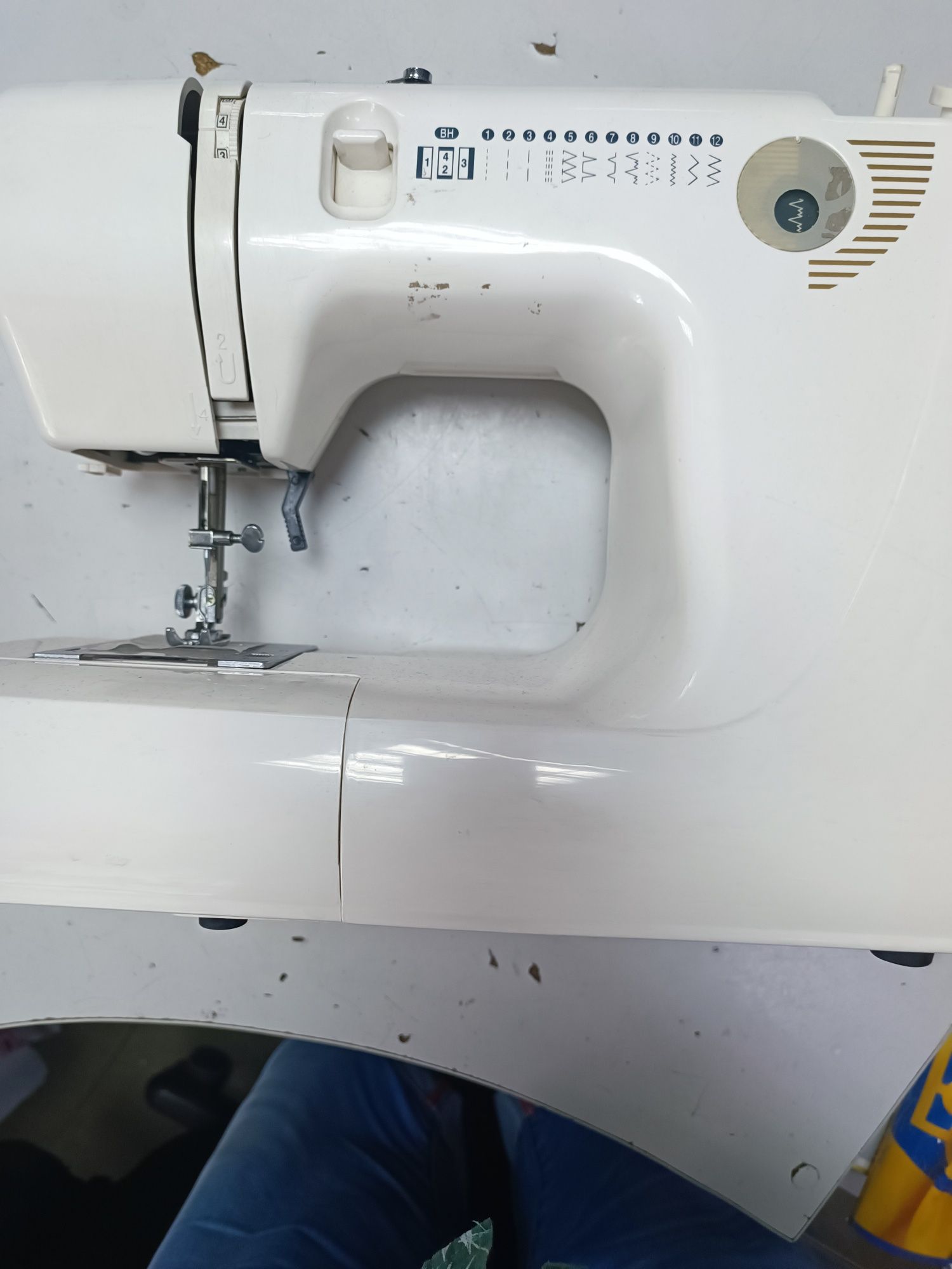 Нова швейна машина DF660