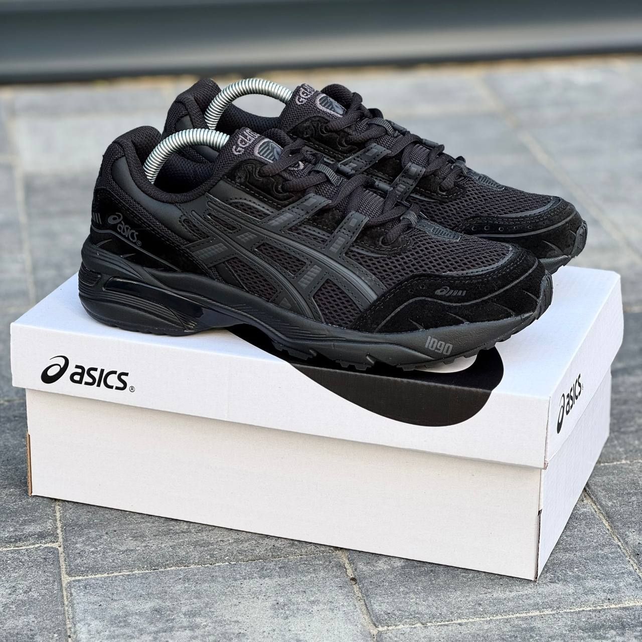 Кросівки чоловічі Asics 1090 1179