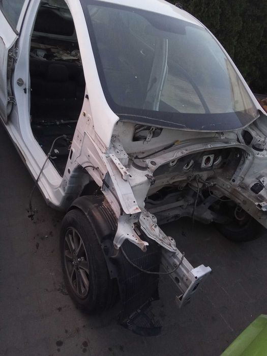 Ćwiartka podłużnica słupek prawa prawy przód Hyundai i10 II