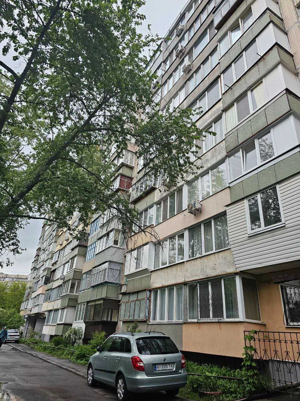 Бровари. Продам 1к квартиру в центрі з видом на парк Перемога