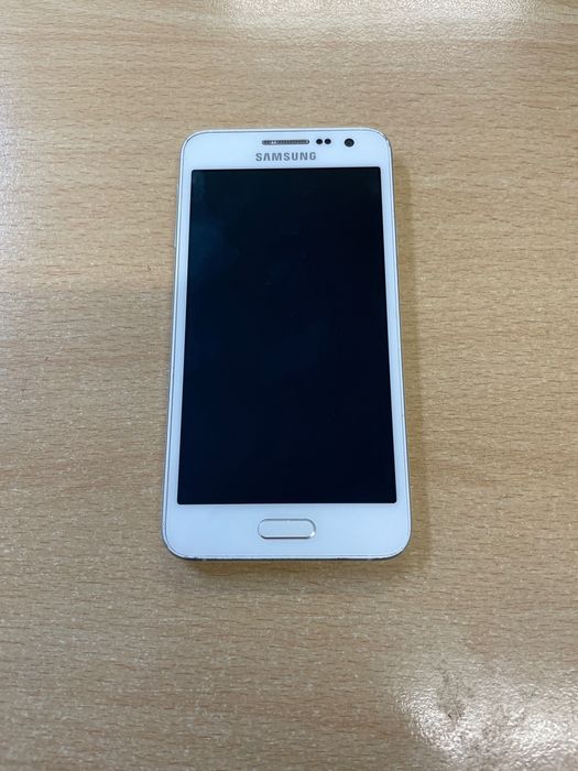 Samsung Galaxy A3 Używany
