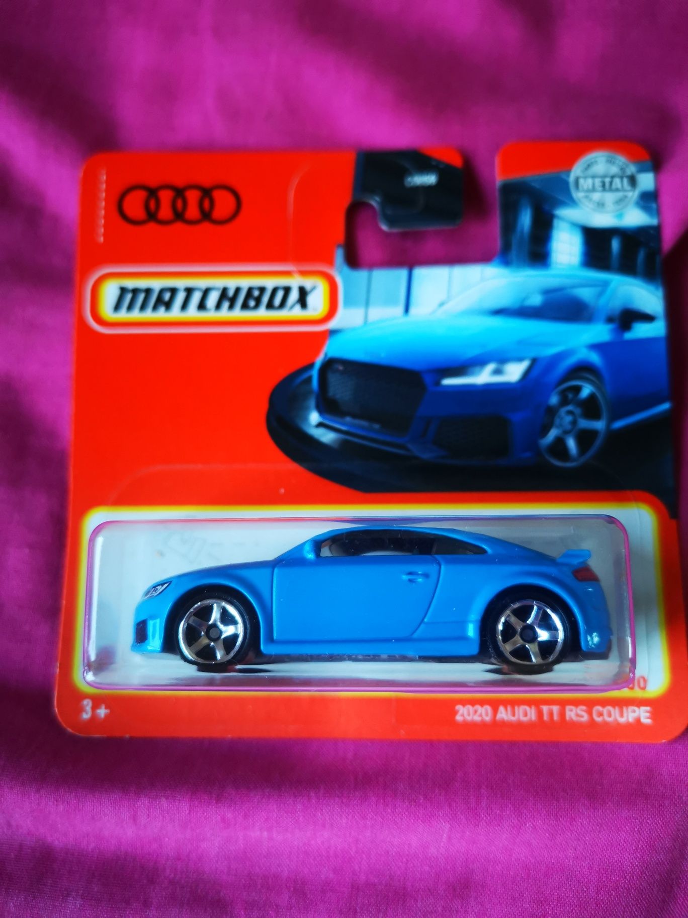 Audi hot wheels com portes incluídos