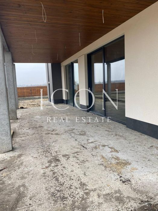 Продаж будинку | 296м² | KM «Тепло», c.Крушинка