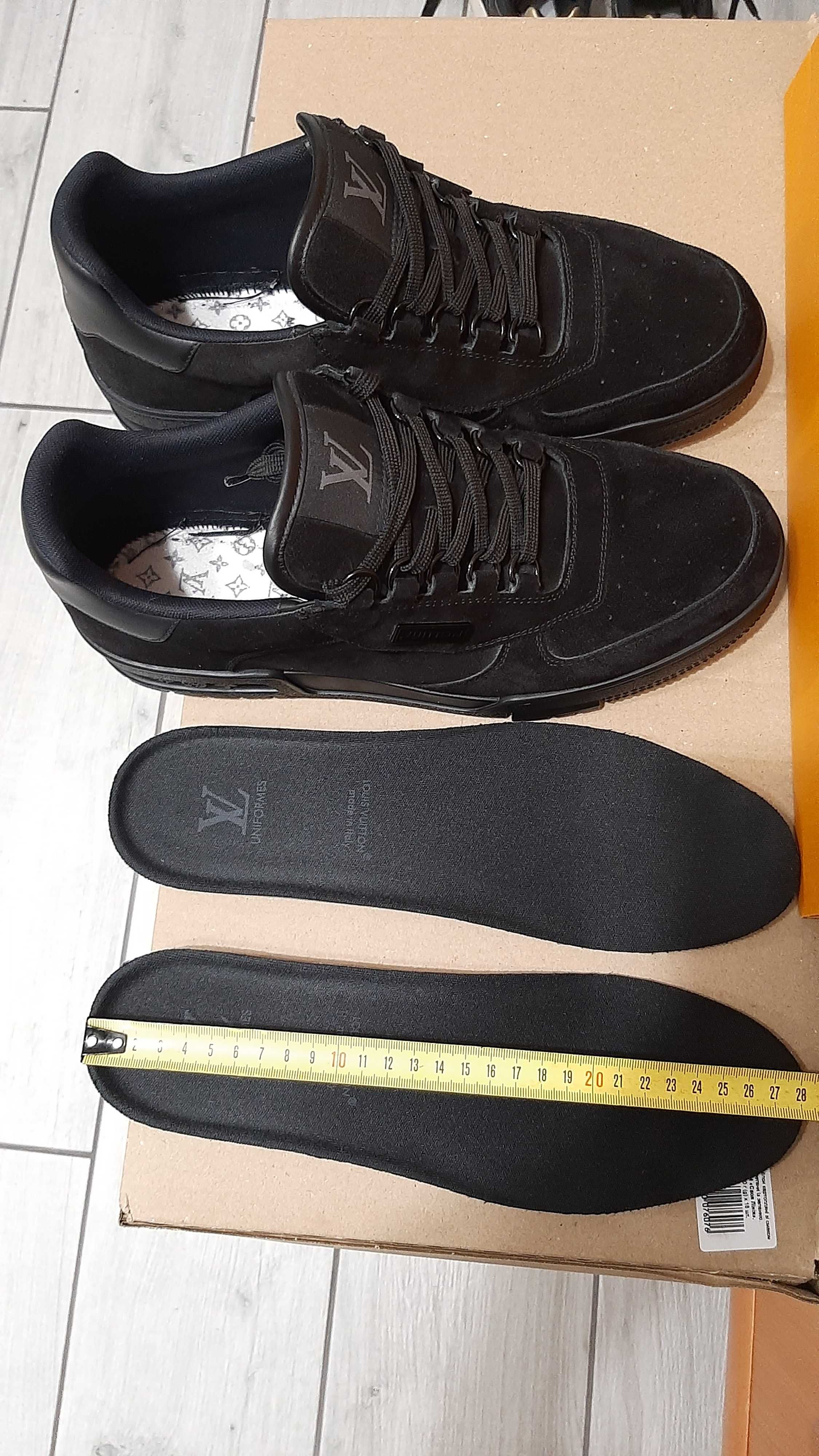 Туфлі кросівки чоловічи Louis Vuitton Paris розм 8.5-42 Made in Italy