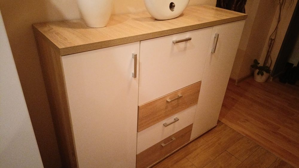 Komoda z barkiem biało beżowa