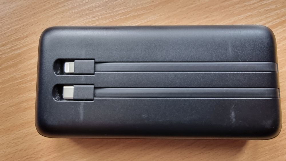 Power Bank 30800 mAh