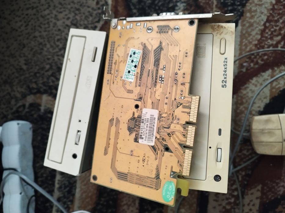 Zestaw Retro przedmiotów PC