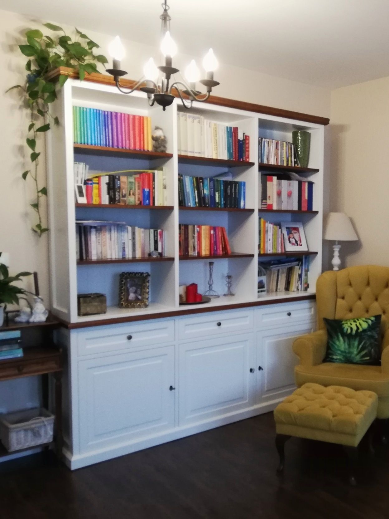 Dębowa biblioteczka stan bdb