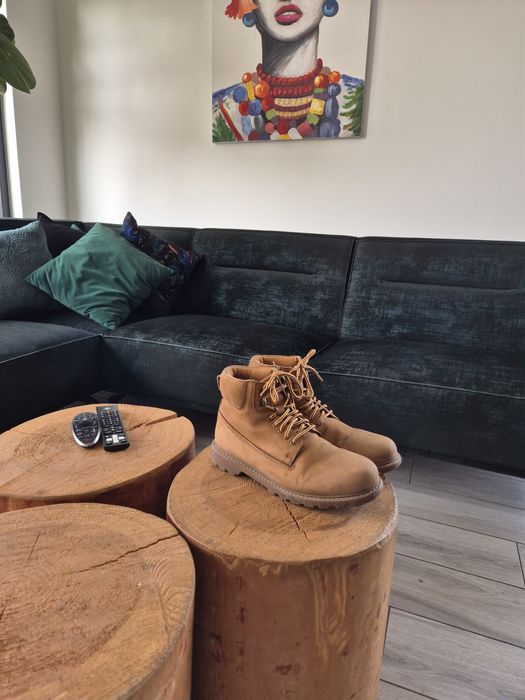 Sprzedam "miodówki" buty firmy Lasocki rozmiar 42