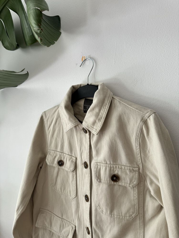 Beżowa materiałowa kurtka kieszenie utility modna Primark rozmiar S