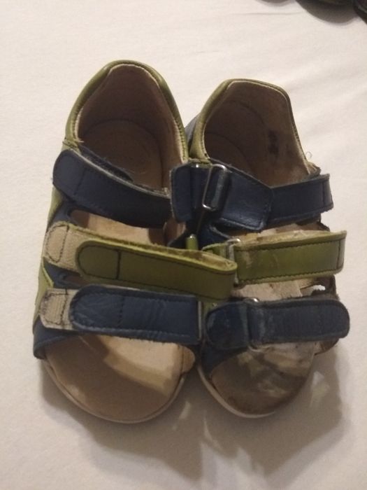 Sandałki Aurelka r.25