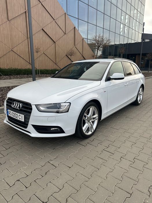 Продам автомобіль audi a4 sline