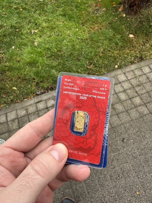 Золото 999.9 зміяяяяя