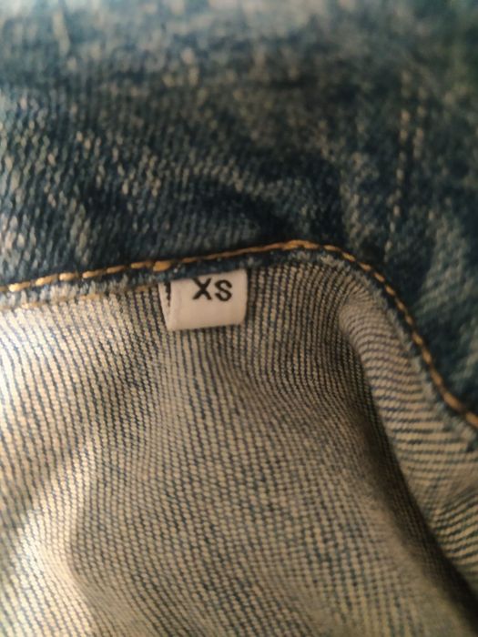 Куртка джинсовая