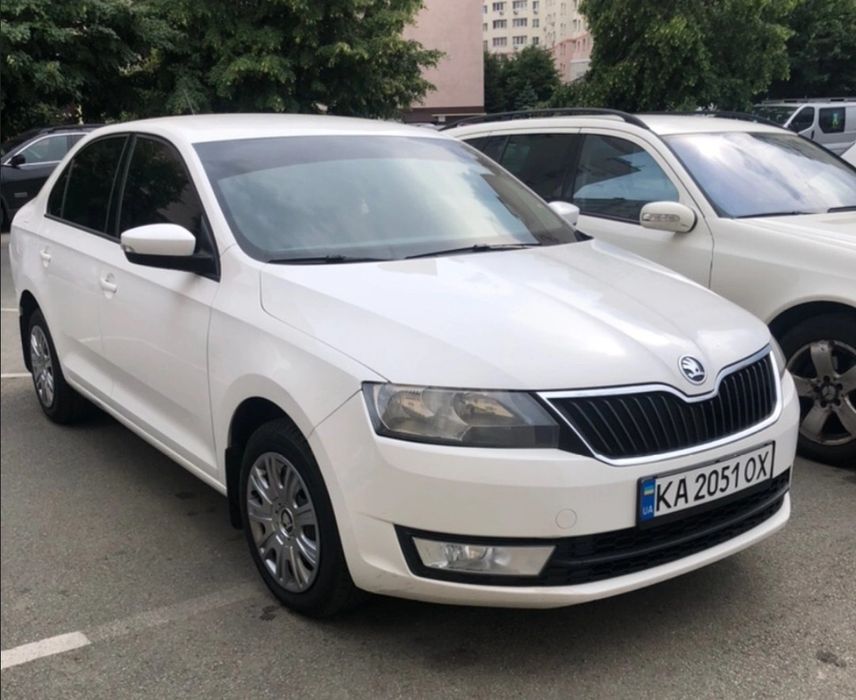 Продам шкоду Рапід