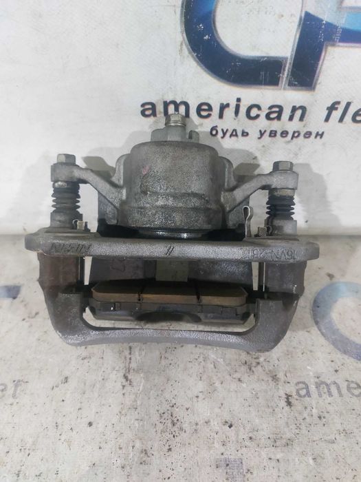 Honda Accord 18- Суппорт тормозной передний / задний