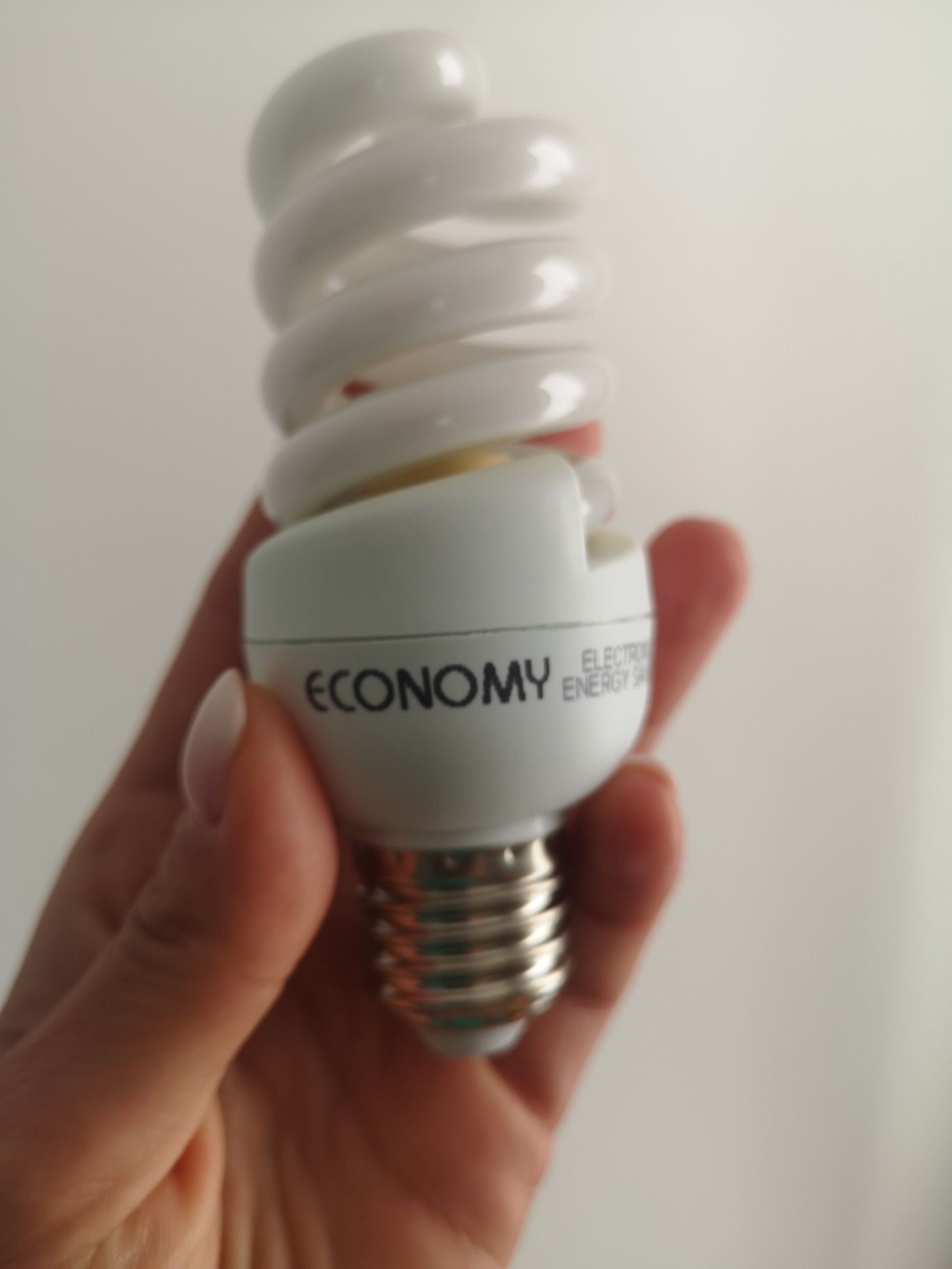 Lampa stojąca do salonu + żarówki gratis