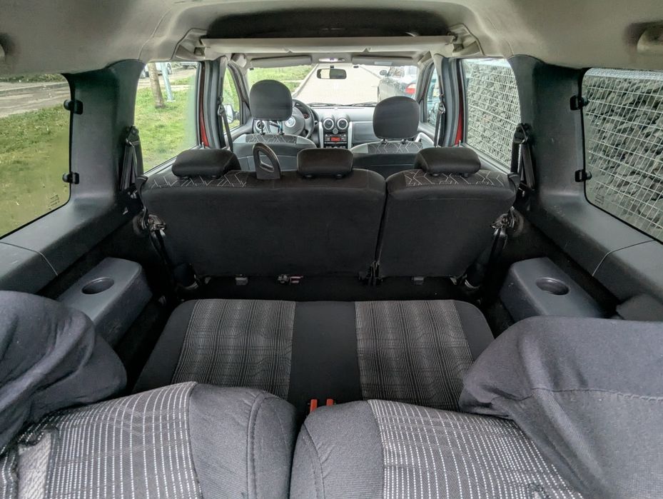 Dacia Logan 7місць( Lada largus cross)