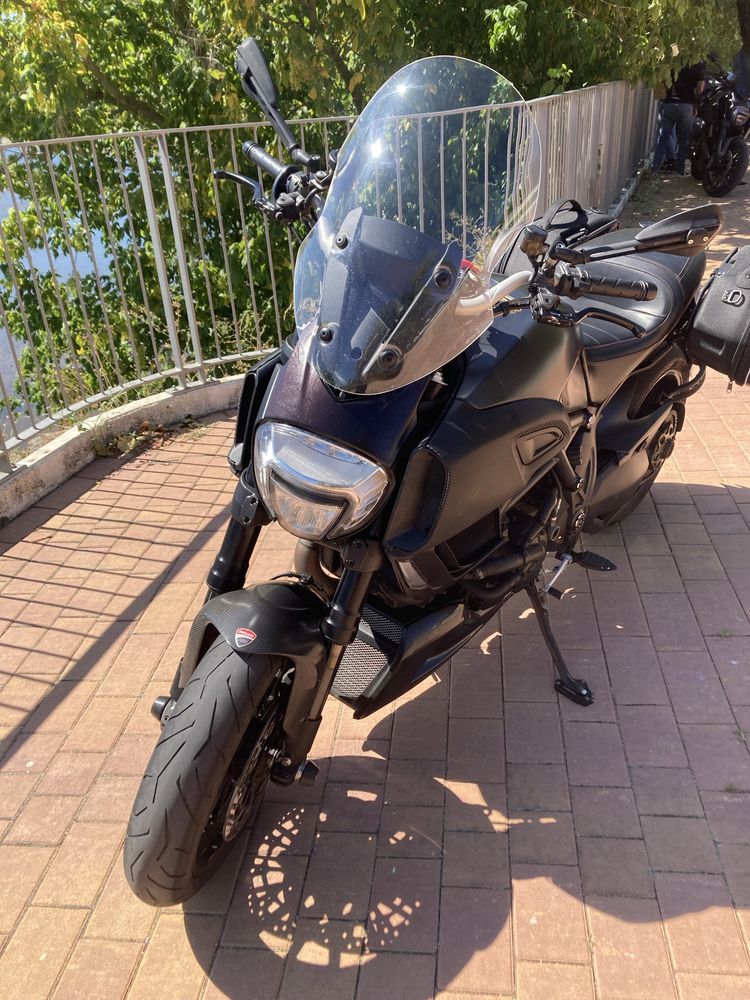 Ducati Diavel impecavel