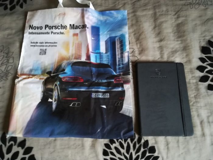 Caderno PORSCHE com capa em cabedal NOVO