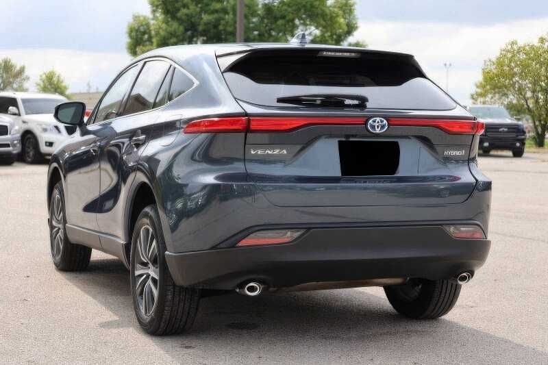 2021 Toyota Venza LE
