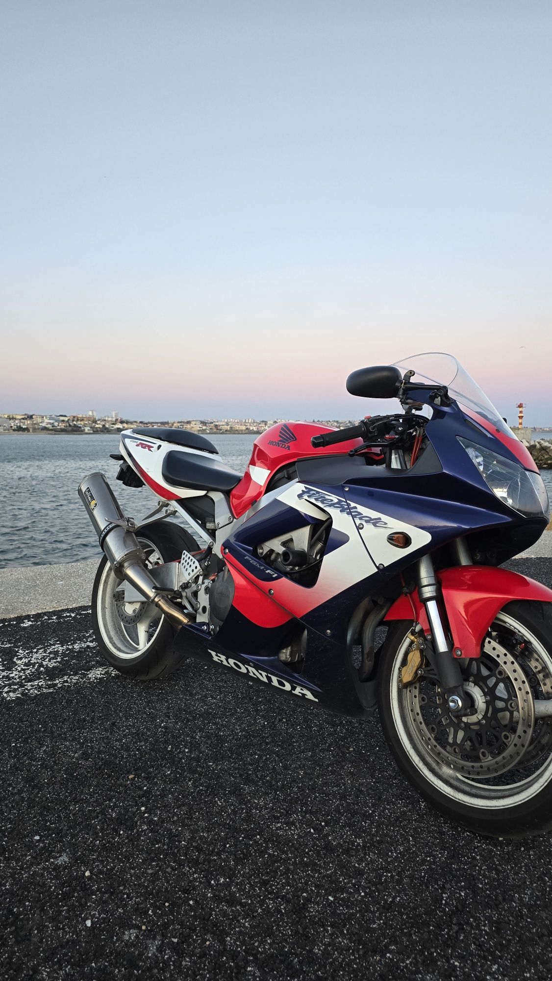 Honda Cbr 929 fireblade