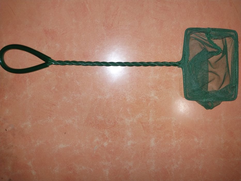 Аквариум, грунт, декорации, ряска, гуппи, креветки, сачок