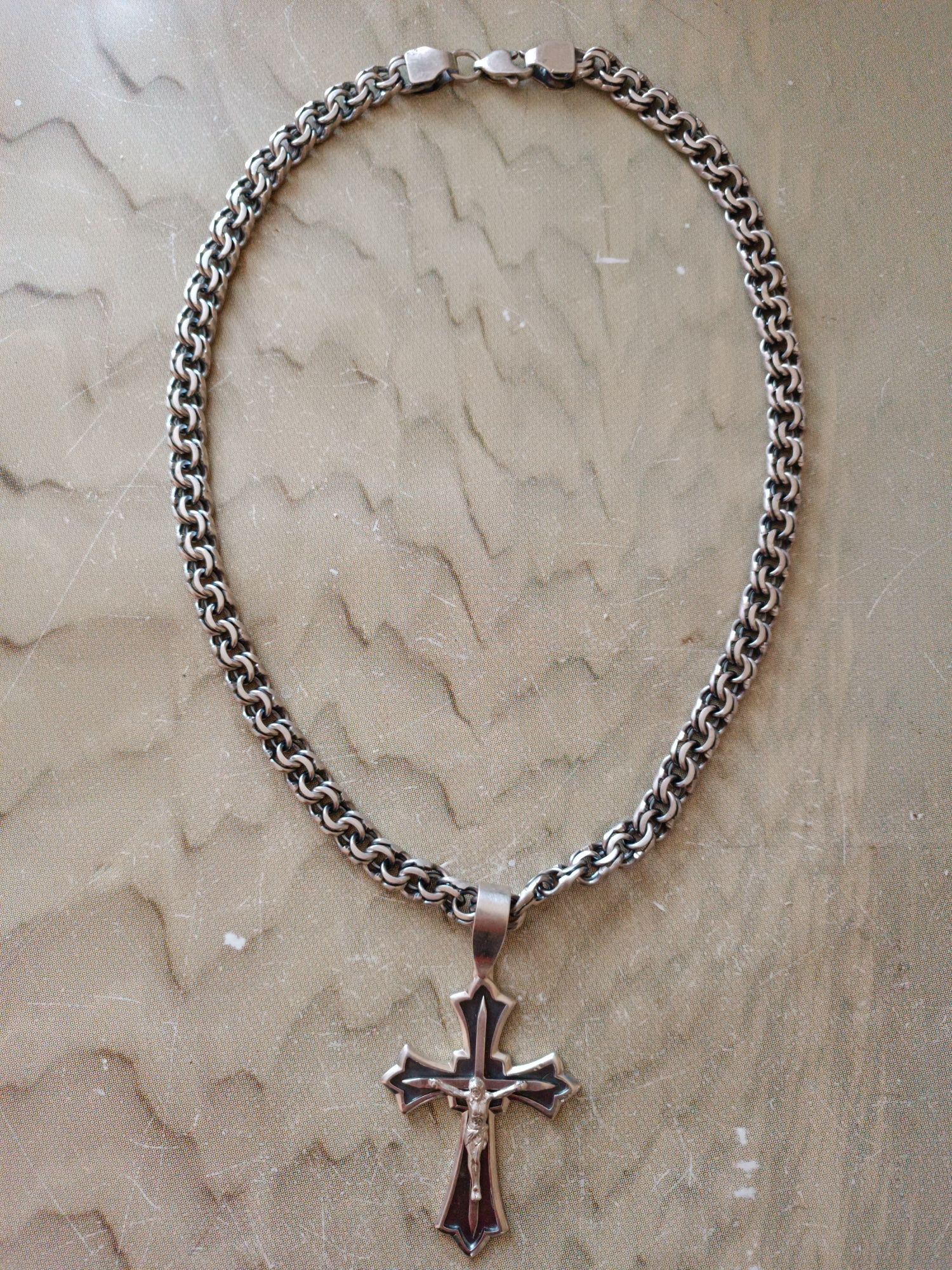 Серебряний хрест с цепочкой