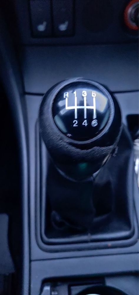 Продам авто Mazda 3 sport об’єм двигуна 2,0