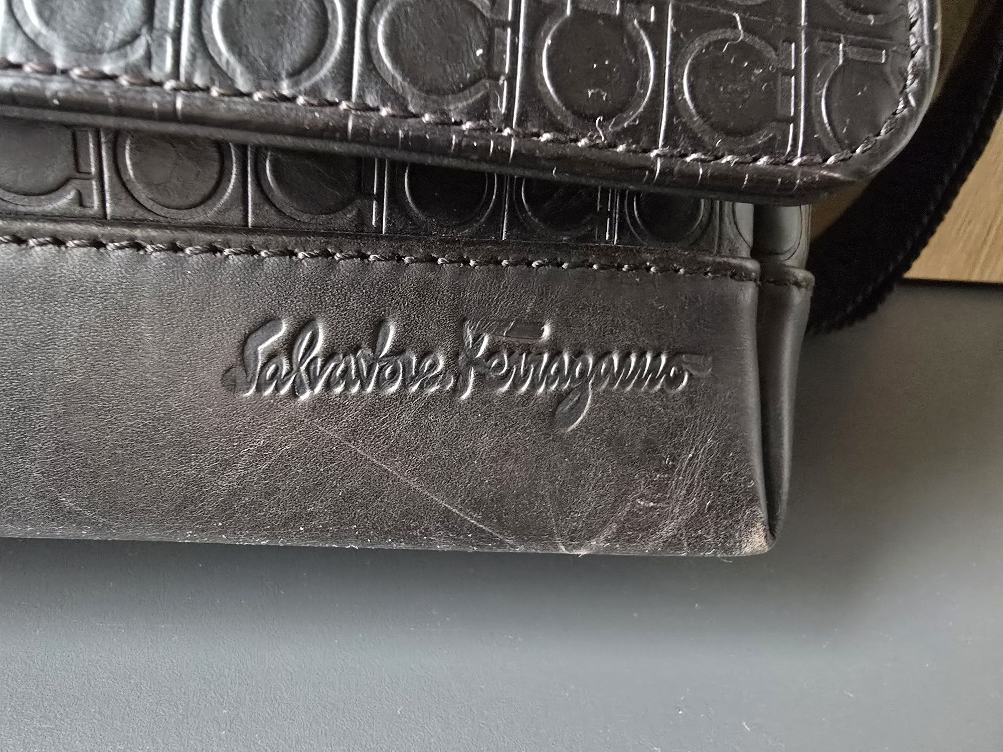 Продається чоловіча сумка  Salvatore Ferragamo