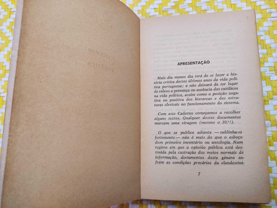 CATÓLICOS E POLÍTICA de Humberto Delgado a Marcelo Caetano