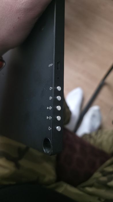 Monitor przenośny 4K 15,6 cala