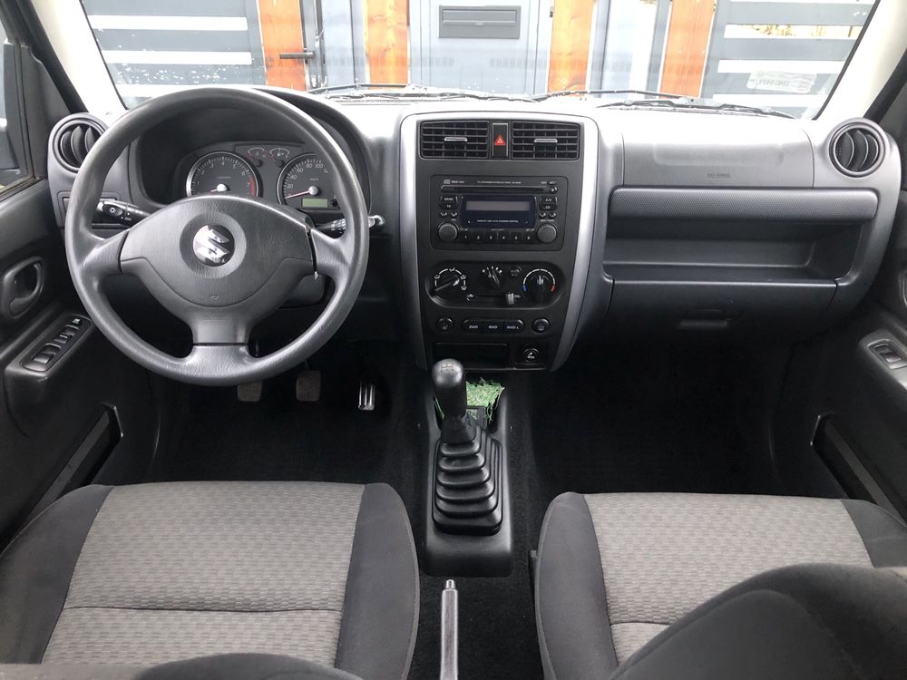 Suzuki Jimny 1.3 benzyna tylko 100 tys. przebiegu, klimatyzacja.