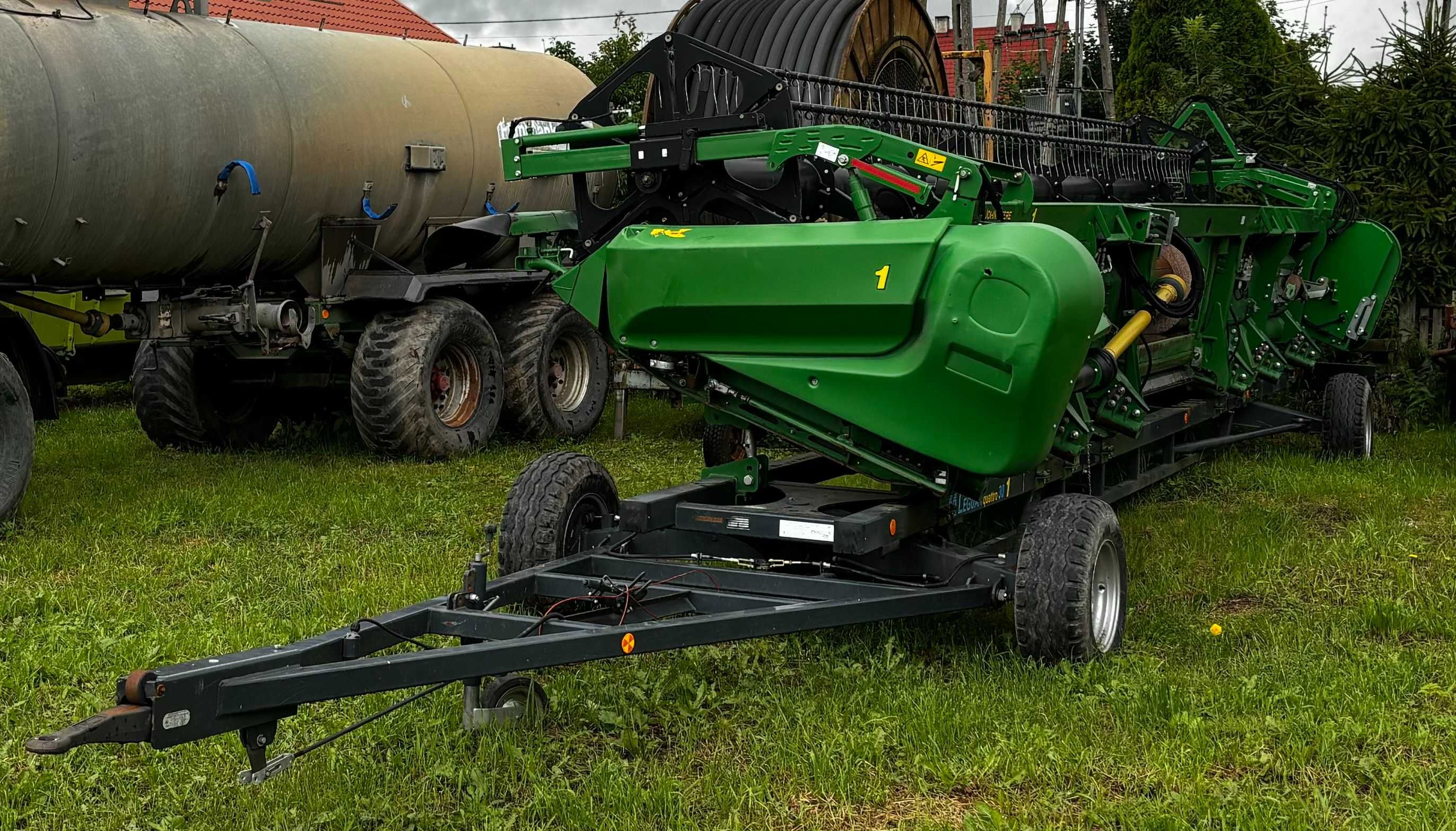 heder john deere 9M