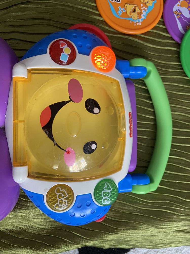 Fisher price дитяче радіо магнітофон