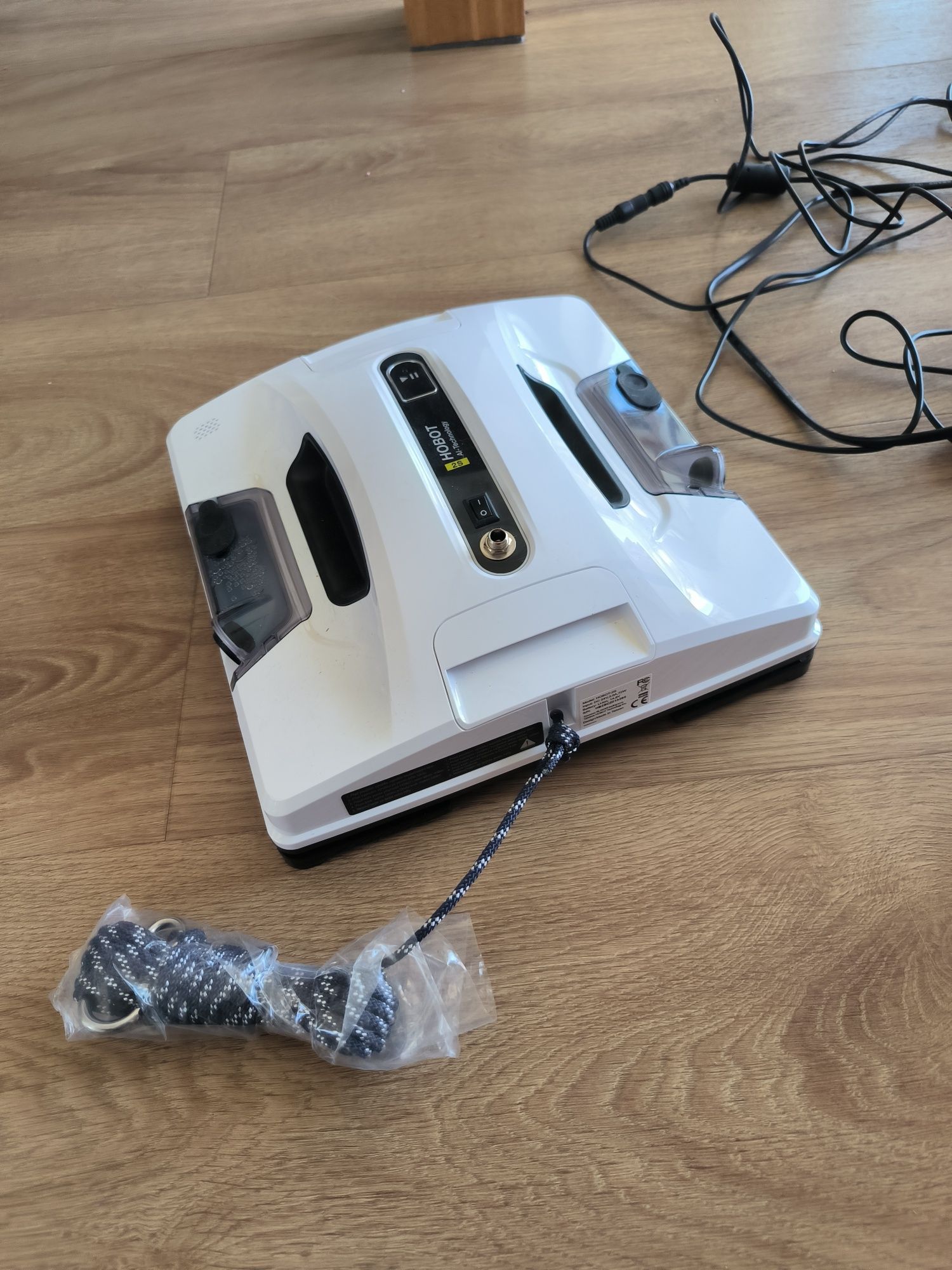 Hobot 2 s robot myjący okna