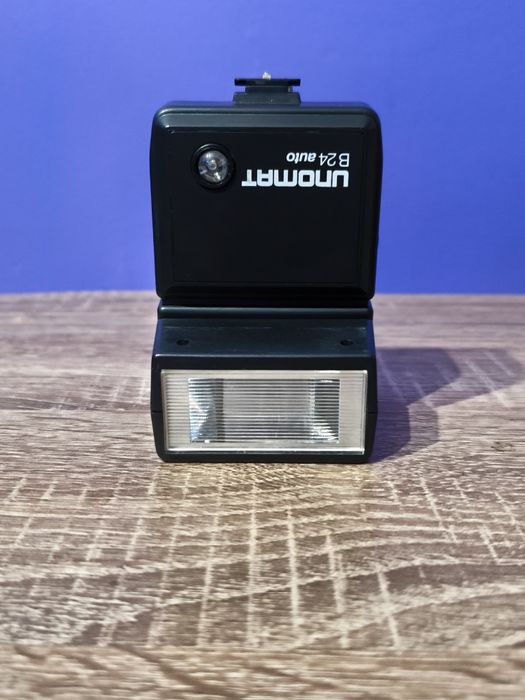 Фотовспышка Unomat B24