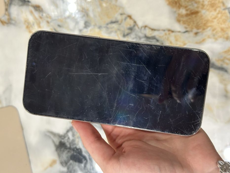 iPhone 16 Pro Max - Natural Titanium - 256 gb